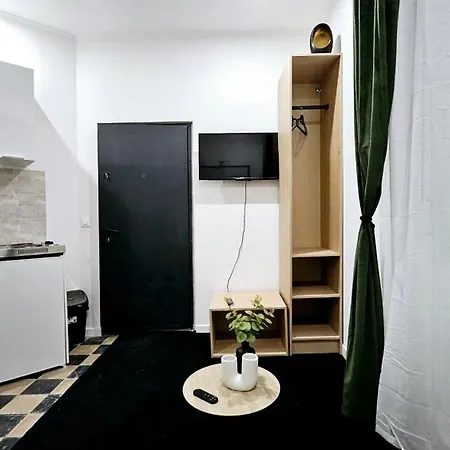 Le Petit Valenciennois Βαλενσιέν