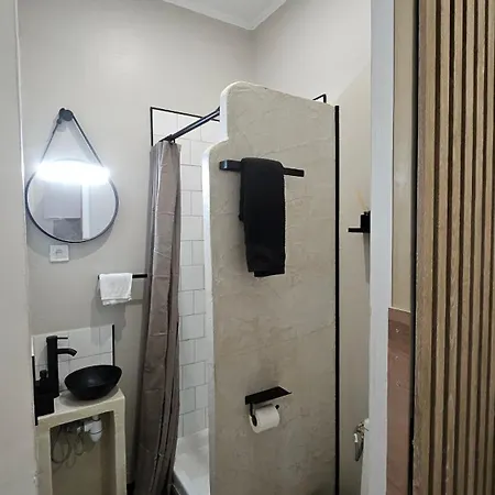 Le Petit Valenciennois Apartment *