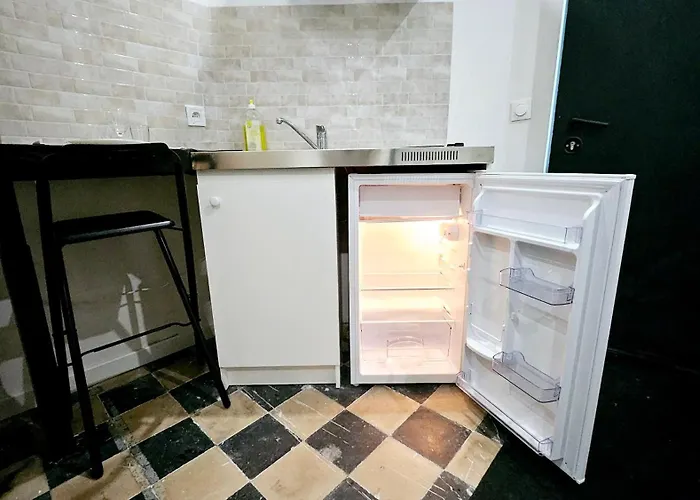 Le Petit Valenciennois Apartment *